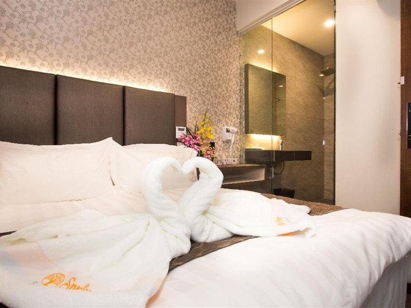 Spring Season Hotel Muar Eksteriør bilde