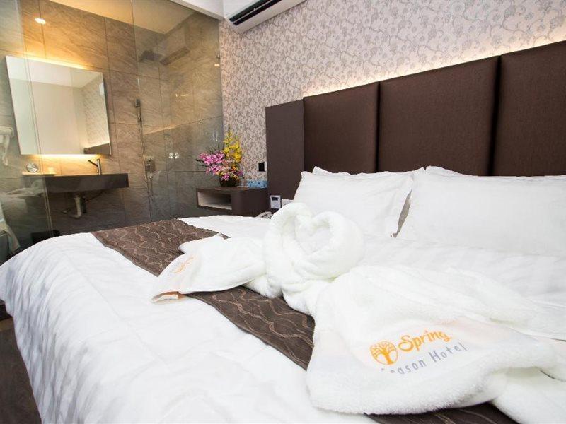 Spring Season Hotel Muar Eksteriør bilde