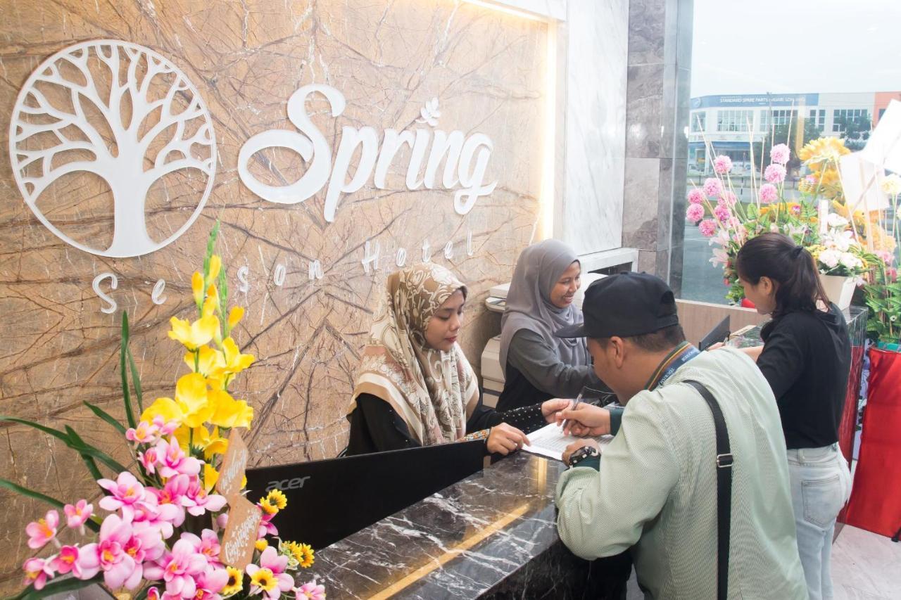 Spring Season Hotel Muar Eksteriør bilde