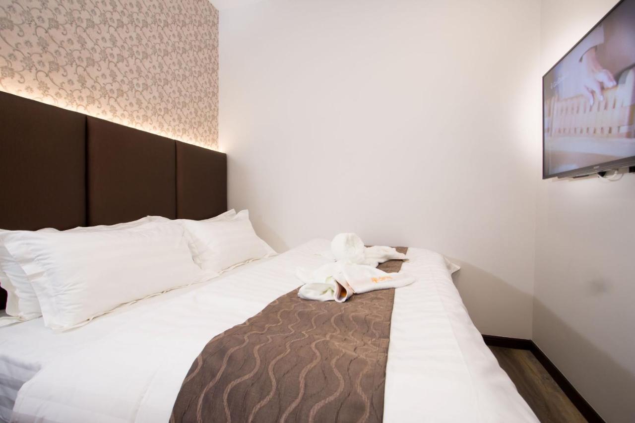 Spring Season Hotel Muar Eksteriør bilde