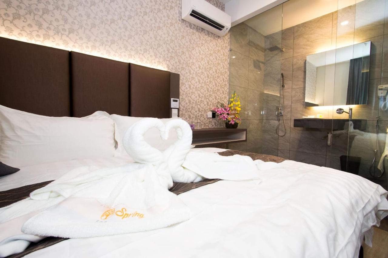 Spring Season Hotel Muar Eksteriør bilde